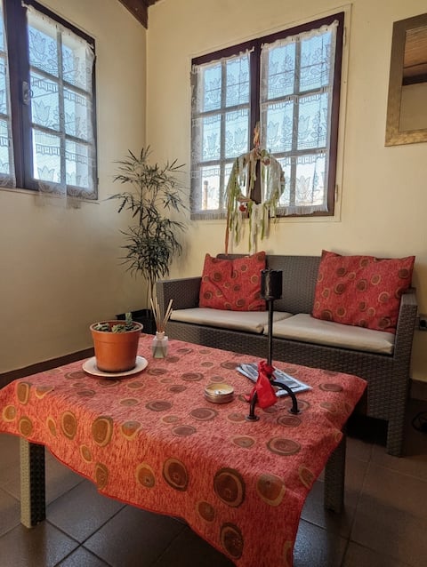 Top performing Airbnb: Gaby's House. Bright, panoramic lake view D2 in El Calafate