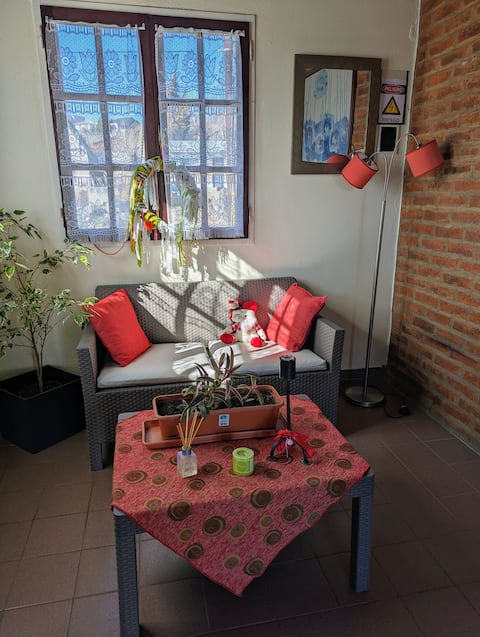 Top performing Airbnb: Gaby's House. Bright, panoramic lake view D2 in Lago Argentino