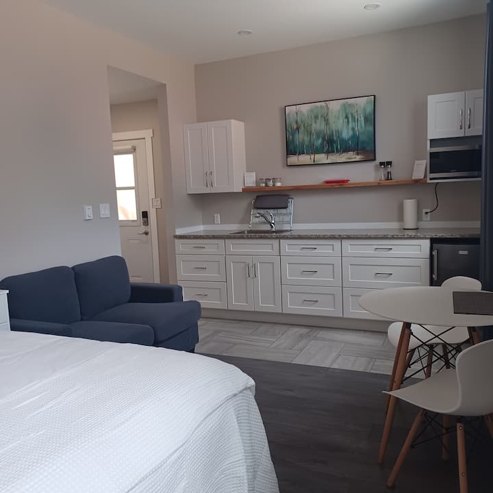 Raspberry Lodge - Castlegar