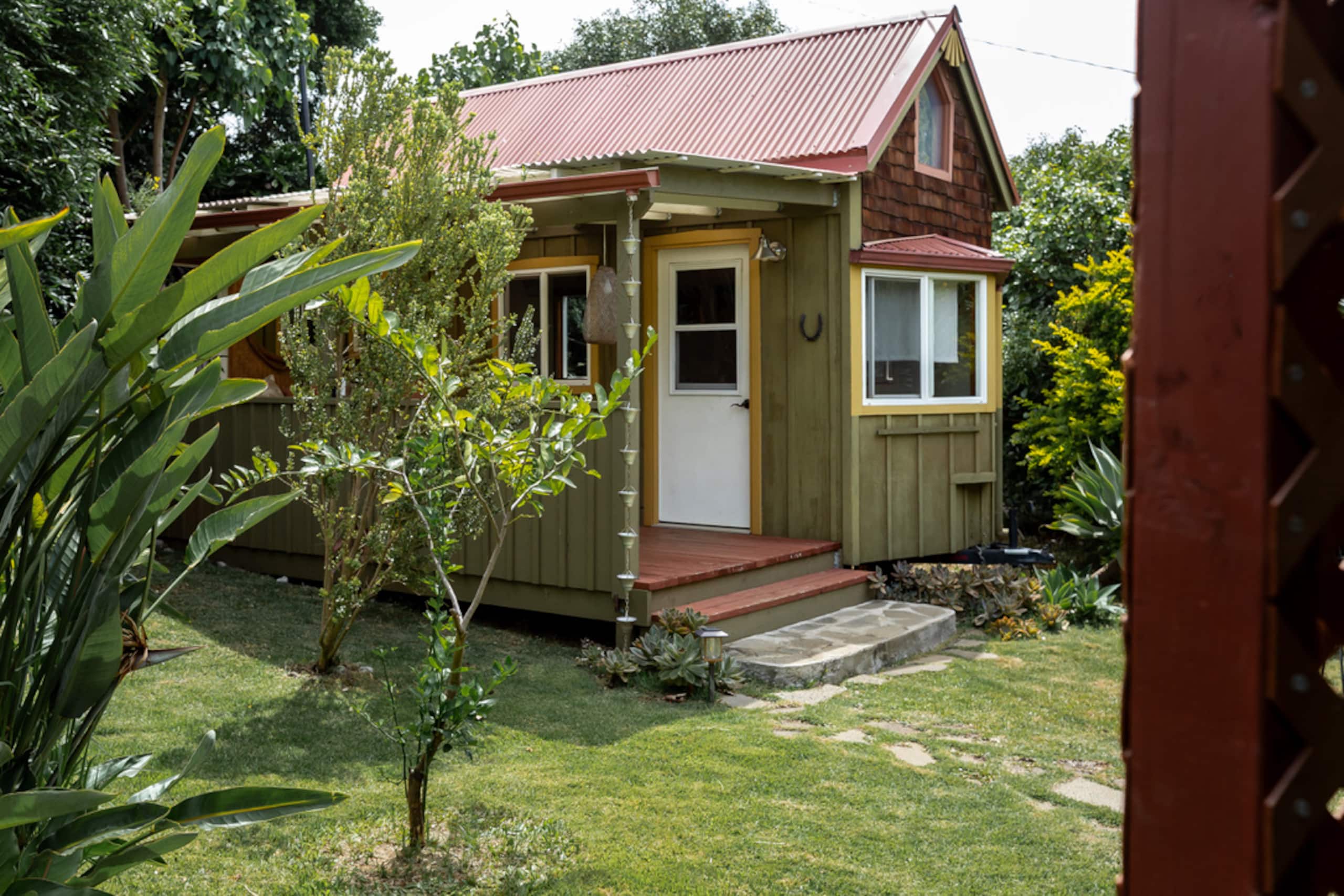 Paniolo Garden Retreat- Private Waimea Tiny Home - Image 18