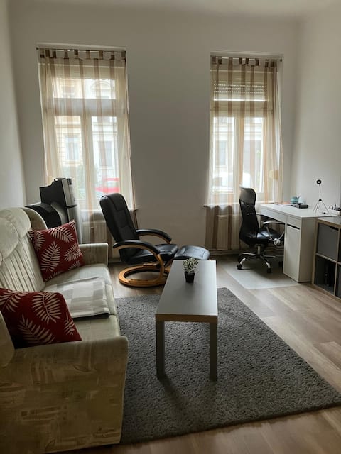 Popular Airbnb listing: 2-room apartment in Gohlis in Gohlis Süd