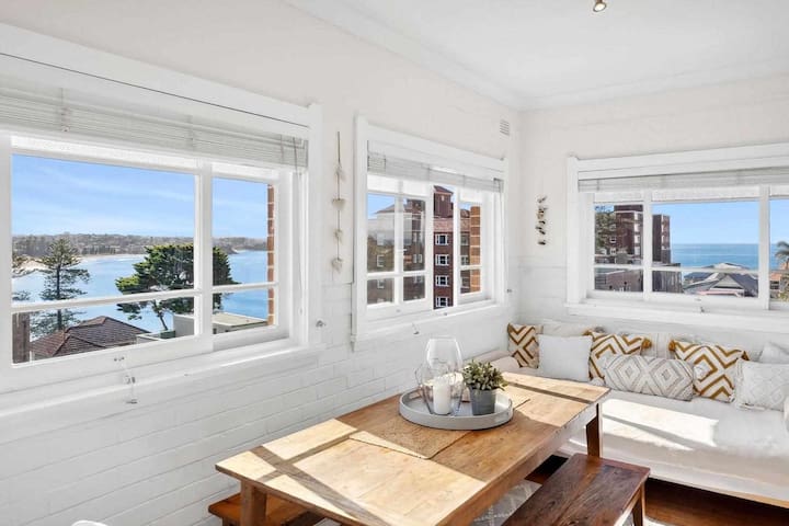 Manly Ocean View apartment
