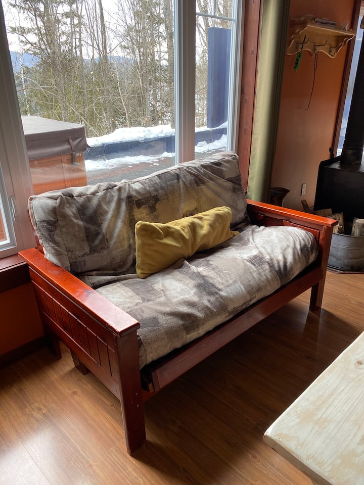 Разтегателен диван 