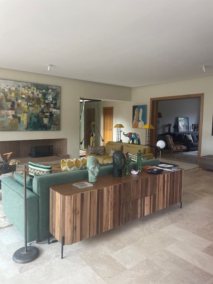 მისაღები ოთახი