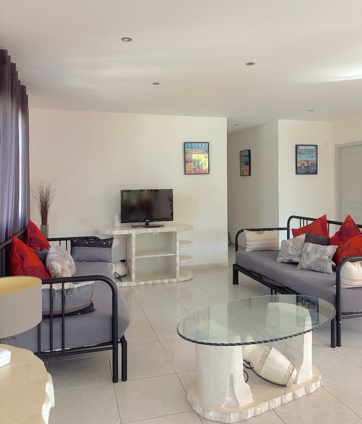 غرفة المعيشة