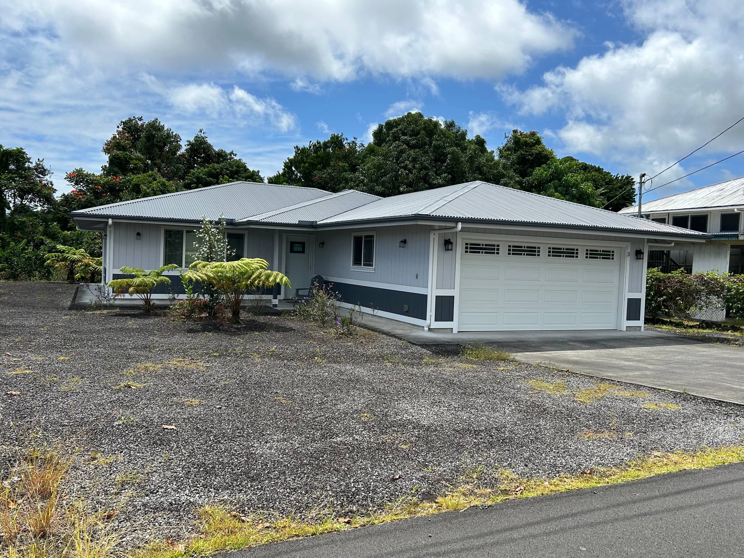 Home in Hilo · ★4.98 · 3 bedrooms · 3 beds · 2 private baths - Image 1