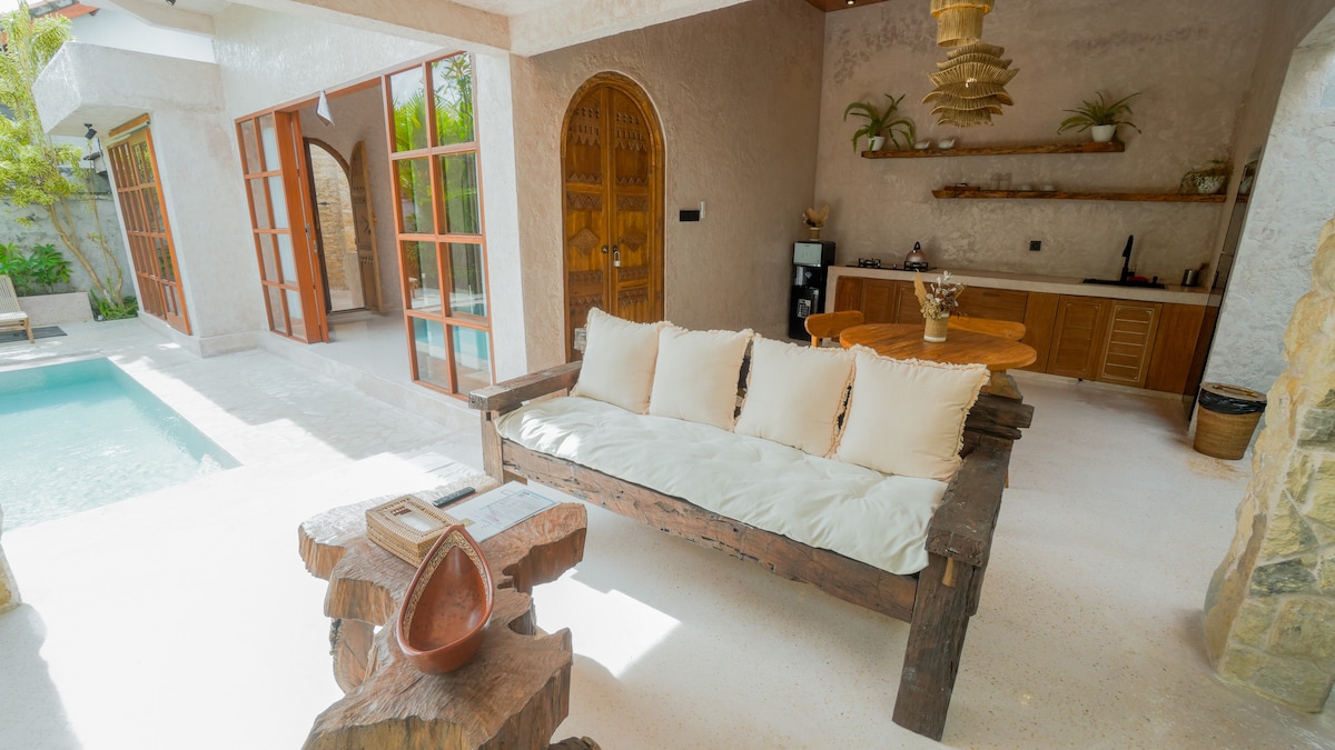 Villa in Ubud · ★4.8 · 1 bedroom · 1 bed · 1 private bath, Airbnb-Vergleich