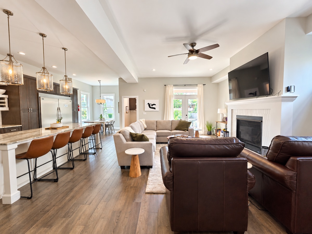 Spacious Stay | 1stFL Suite • GameRm • OSU ½ mi