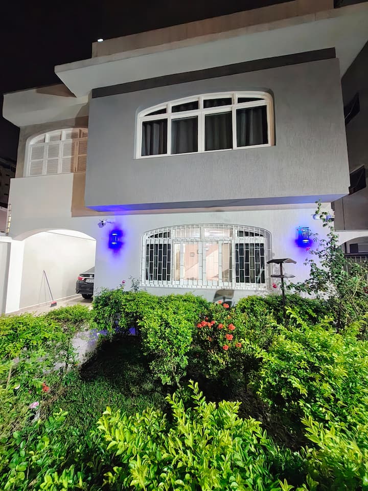 Smart House|5 Suites|2 Blocks From Enseada Beach - Guarujá