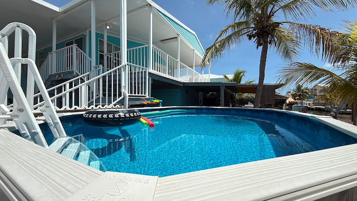 Blue Marlin 2/2 Pool Home With 35` Dock Easy Acces - Marathon, FL