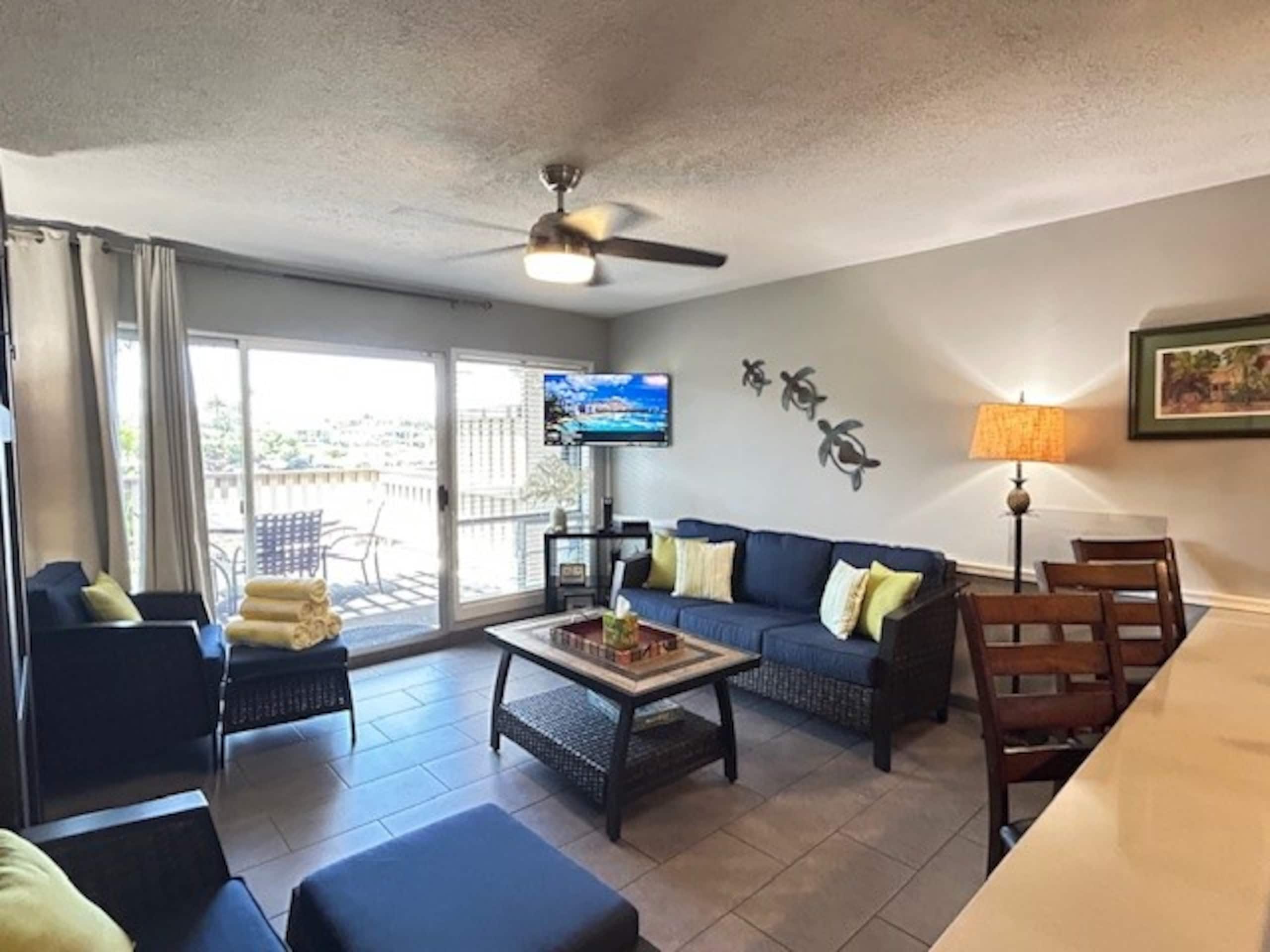 Condo in Lahaina · ★4.67 · 2 bedrooms · 4 beds · 2.5 baths - Image 2