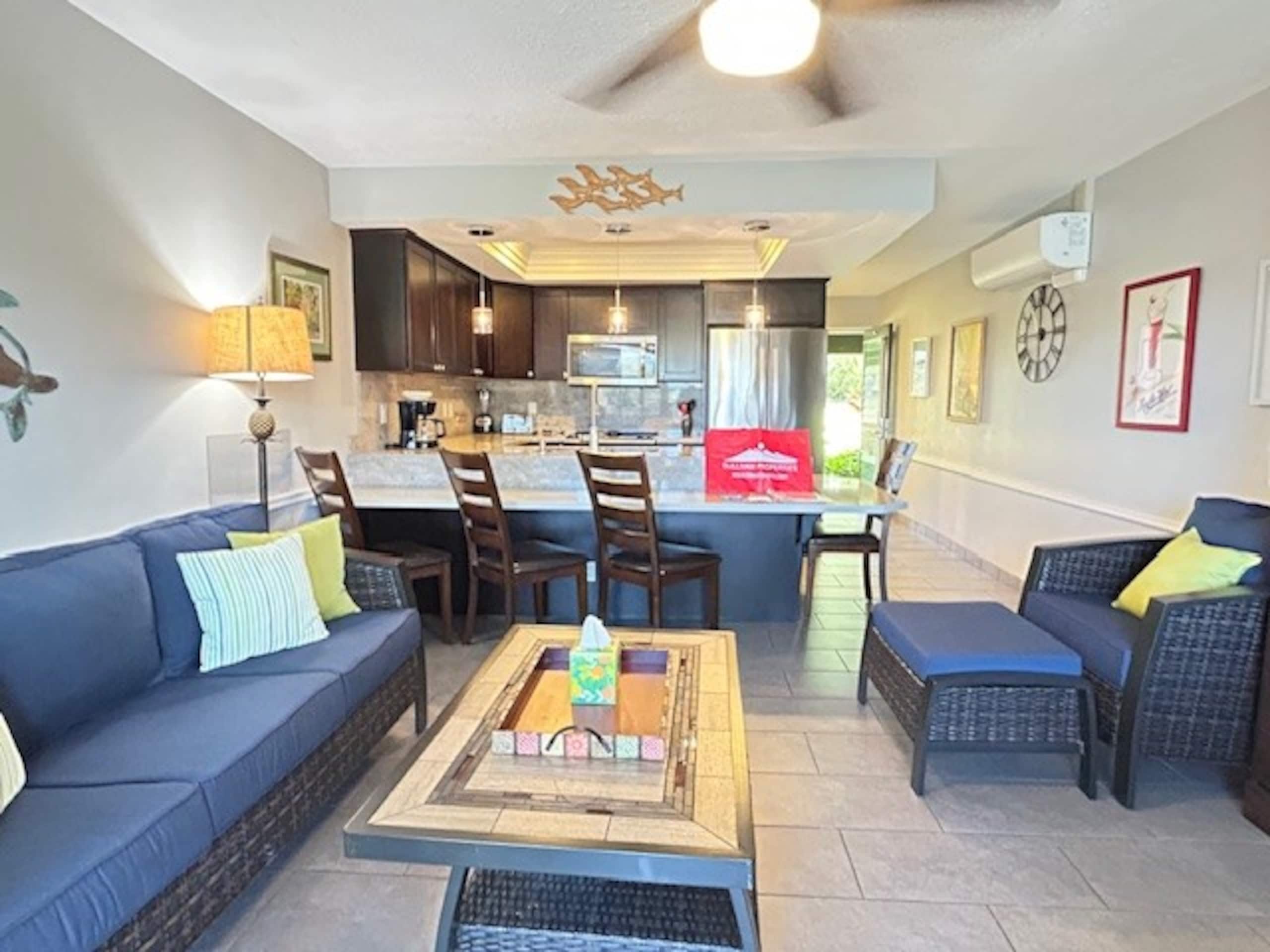 Condo in Lahaina · ★4.67 · 2 bedrooms · 4 beds · 2.5 baths - Image 3