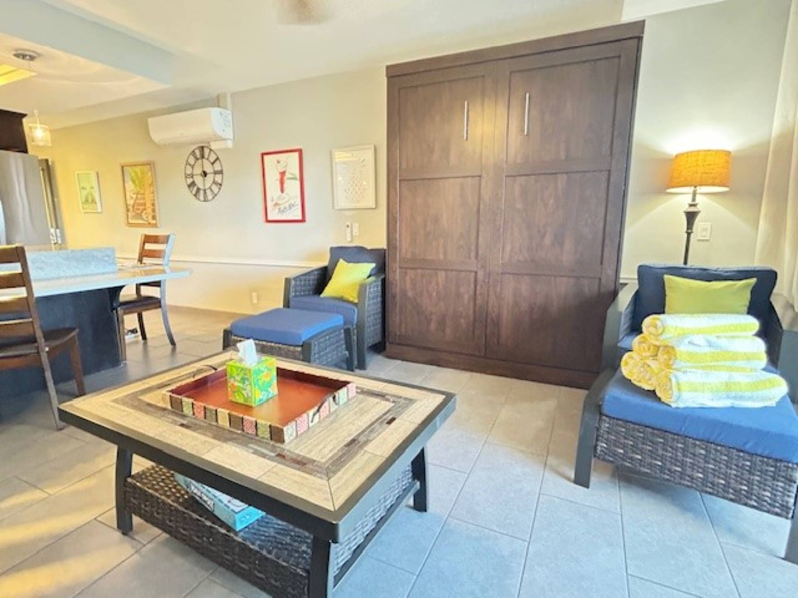Condo in Lahaina · ★4.67 · 2 bedrooms · 4 beds · 2.5 baths - Image 5