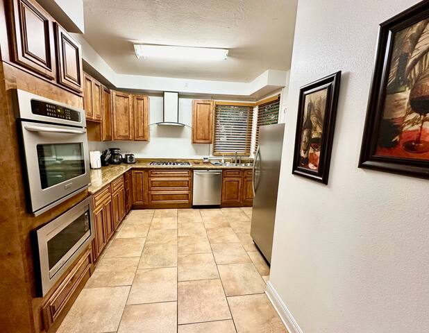 Nola Home 3mi. To French Quarters! gallery image 5