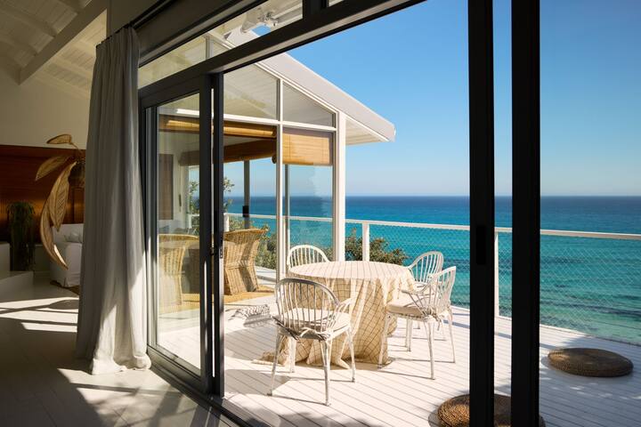 The Sky Cabin Misty Cliffs gallery image 2