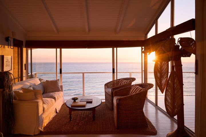 The Sky Cabin Misty Cliffs gallery image 5