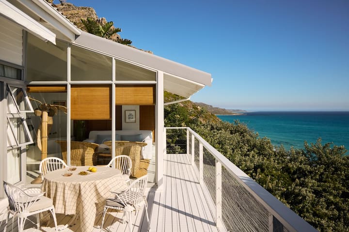 The Sky Cabin Misty Cliffs