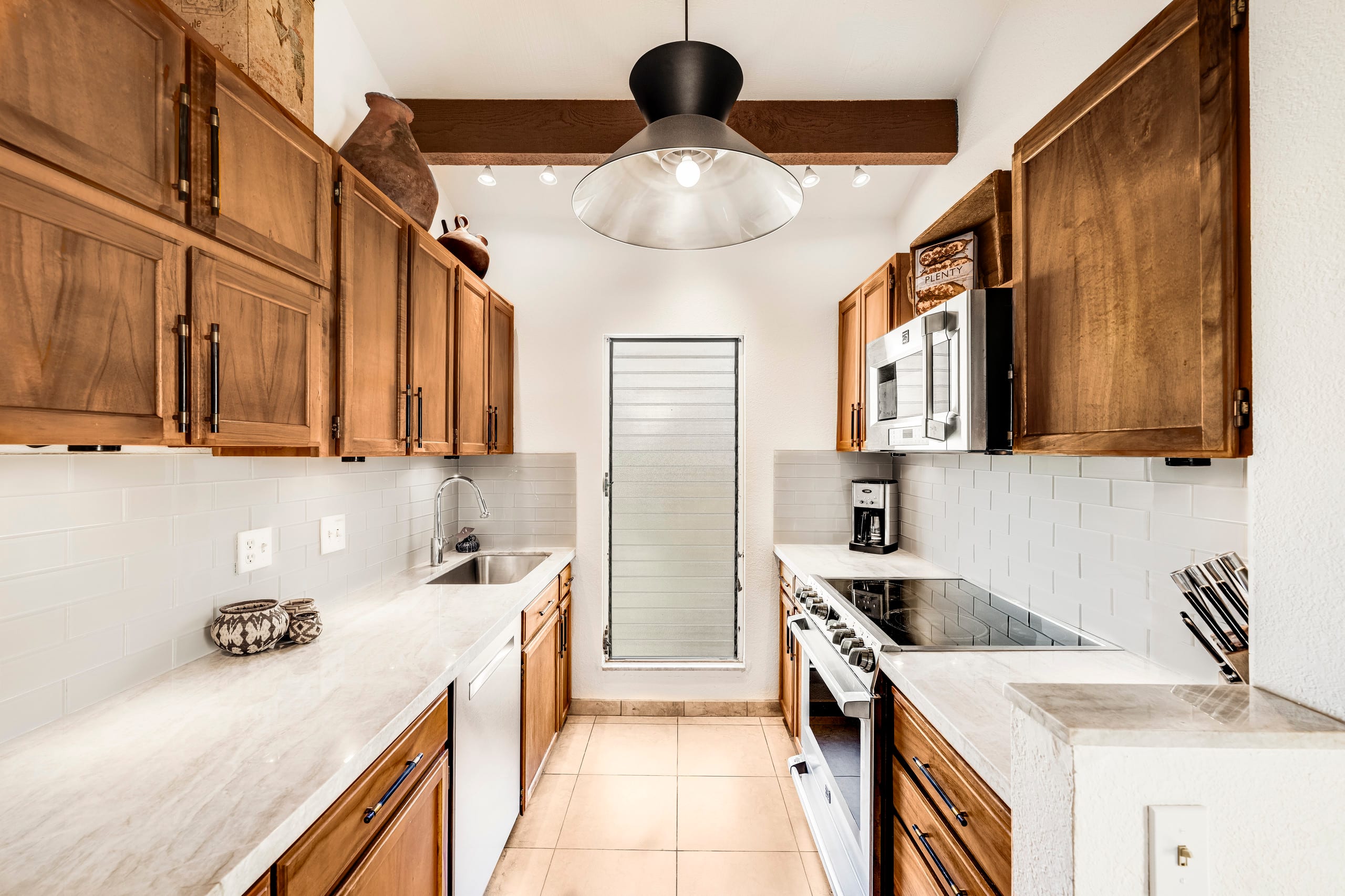 Condo in Kihei · ★4.96 · 2 bedrooms · 2 beds · 2 baths - Image 13