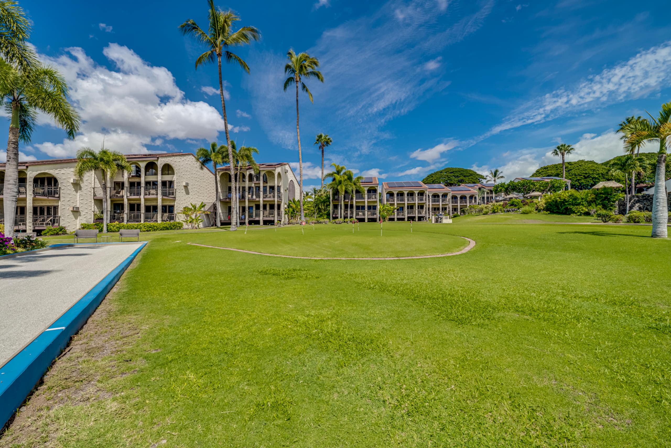 Condo in Kihei · ★4.96 · 2 bedrooms · 2 beds · 2 baths - Image 37