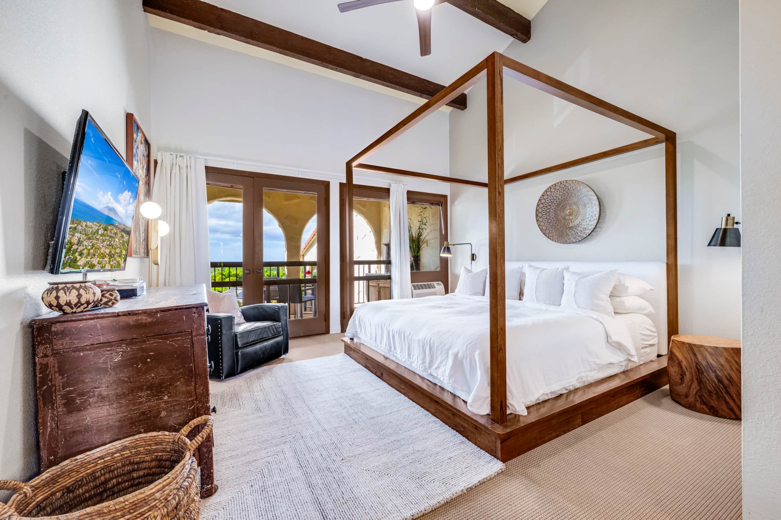 Condo in Kihei · ★4.96 · 2 bedrooms · 2 beds · 2 baths - Image 1