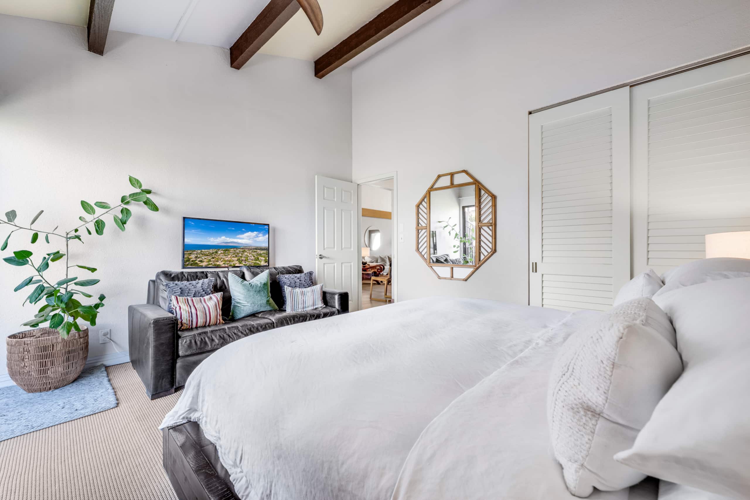 Condo in Kihei · ★4.96 · 2 bedrooms · 2 beds · 2 baths - Image 26