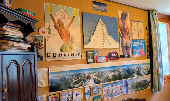 Characteristic And Colorful Apartment In Cervinia - Zermatt