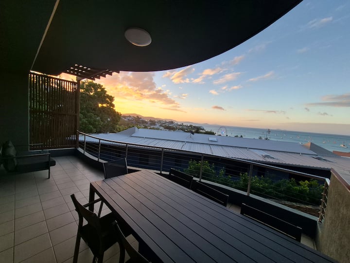 Airlie Beach Ocean View Villa - Airlie Beach