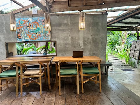 Loa.stay: Siquijor Room | North Siargao Retreat