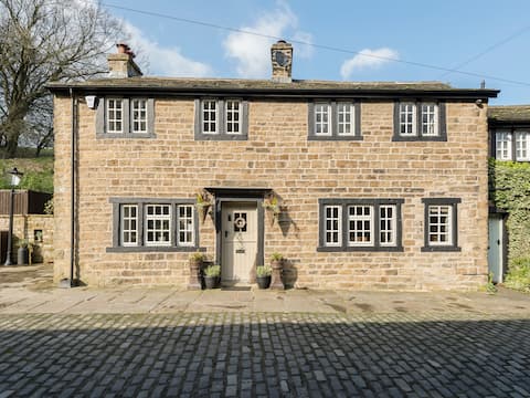 Narrowgates Cottage