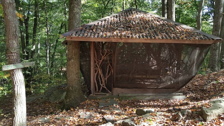 Sticks And Stones Farm - The Mt. Laurel Cabin - Redding, CT