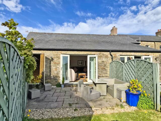 Guest favorite listing in Swansea