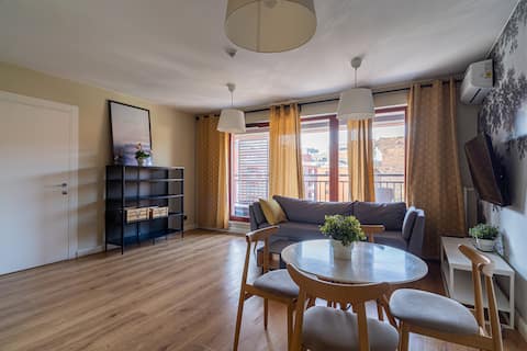 Waterlane Island Deluxe 1 by Grand Apartments