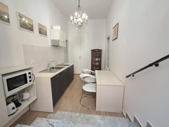 Comfortable Flat - Both Metro Lines, A/c, Termini - Rooma