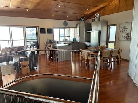 Top Airbnb: Perrys Paradise Hydeaway Bay/Hideaway Bay in Whitsunday Regional
