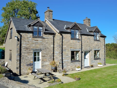 Bryn Gwnog