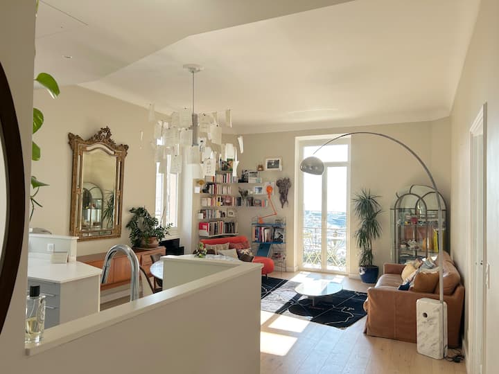 Stunning 3 Bds Overlooking The F1 Track & Seaview - Monte-Carlo
