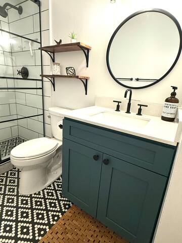 North Shore Surfer’s Paradise -Legal Beach Rental gallery image 5