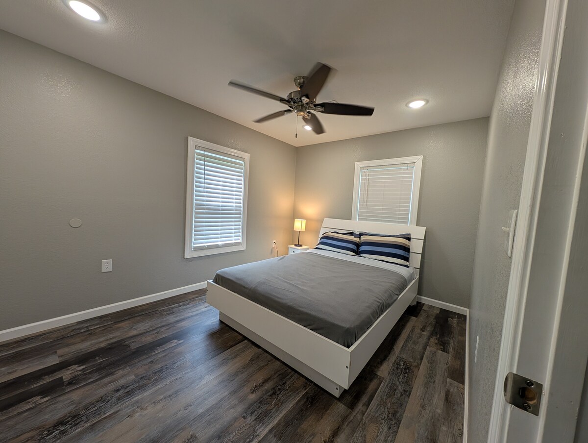 غرفة النوم 2