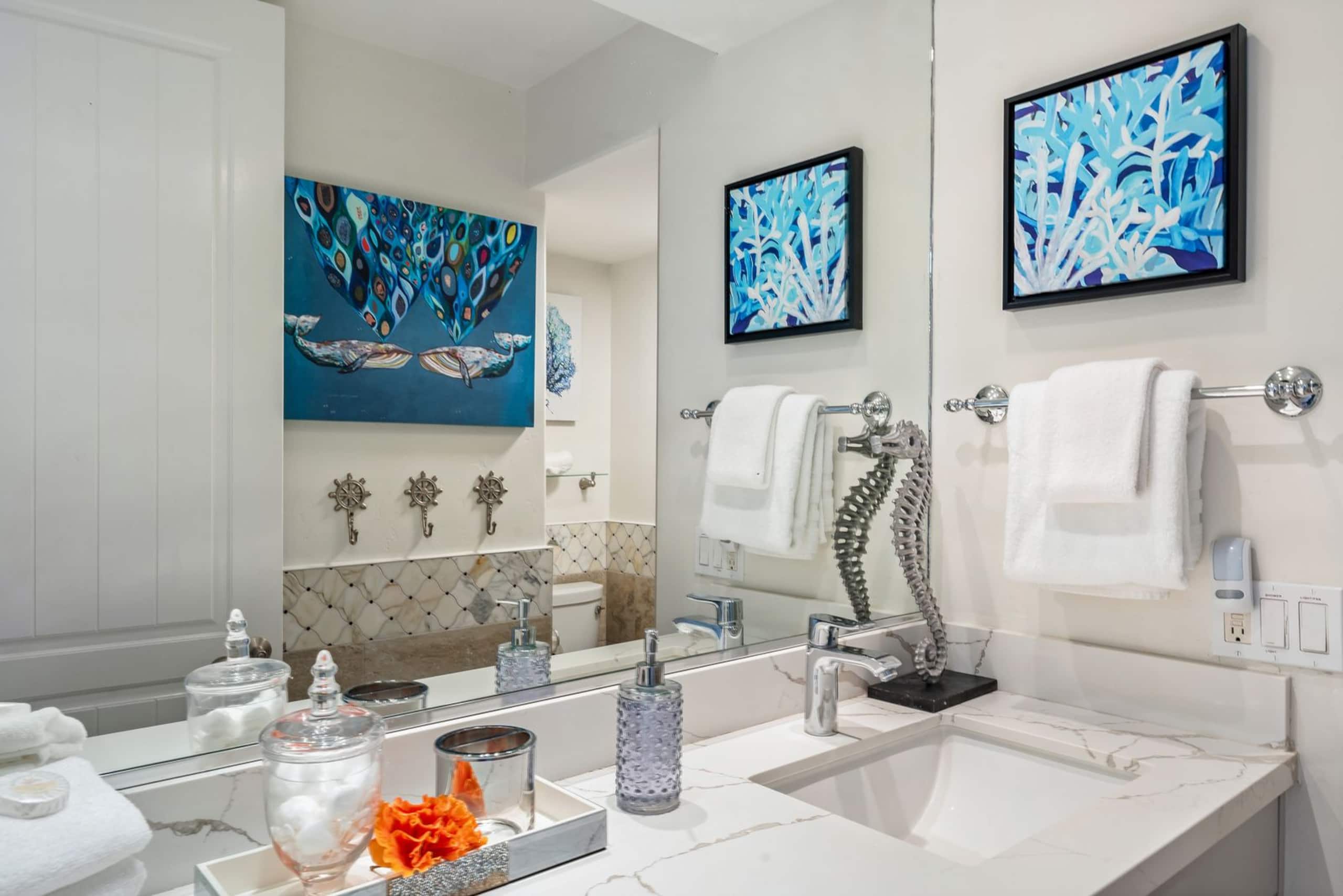 Condo in Lahaina · ★4.97 · 1 bedroom · 1 bed · 1 bath - Image 21