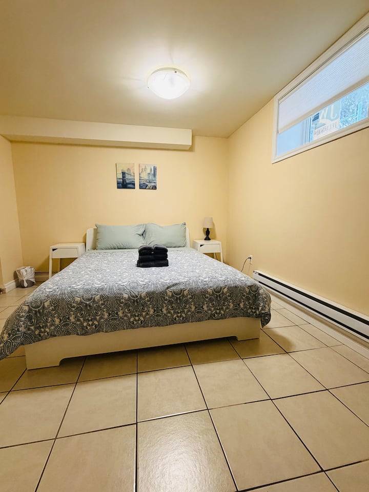 Საძინებელი 3
Საწოლი ორადგილიანი კუთხით 
Გამათბობელი 