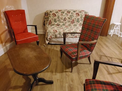 Top Airbnb: Apartment Quiet place with easy access in Loire
