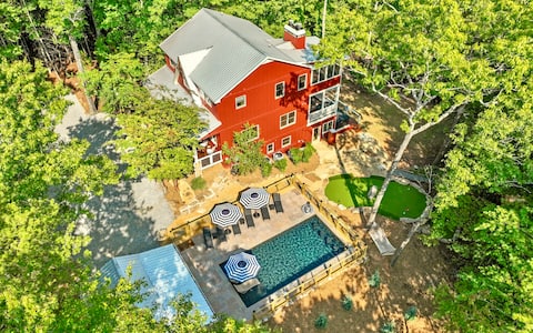 Blue Ridge Manor · 6 Suites · Pool, Sauna & Dog OK