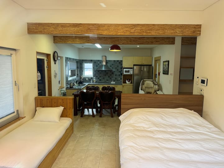 საძინებელი 1