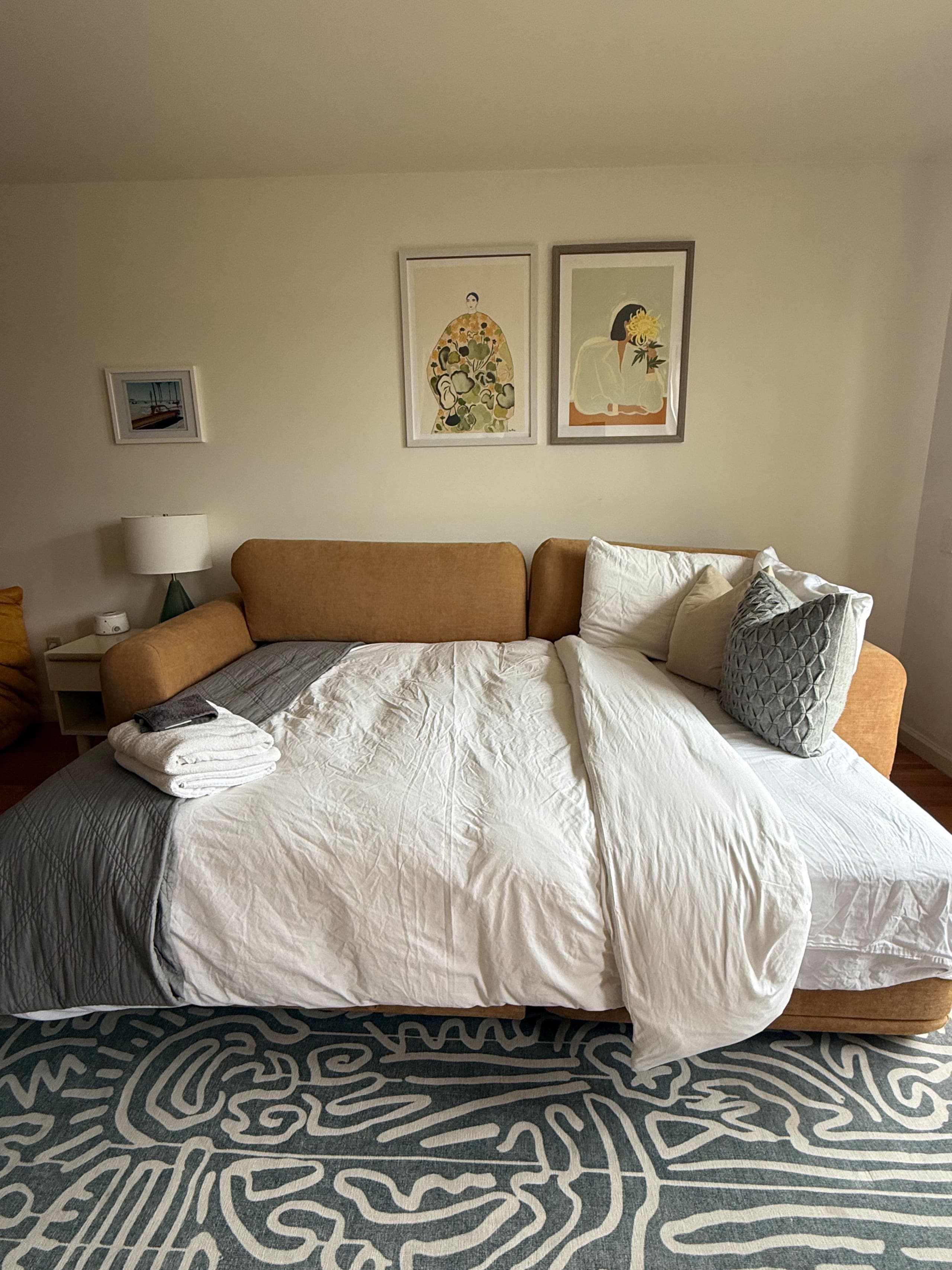 Modern Sunset Suite (+King bed) by GG Park - Image 5