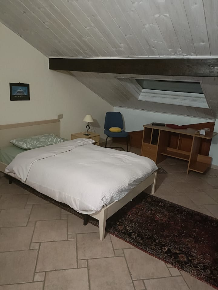 غرفة النوم 2