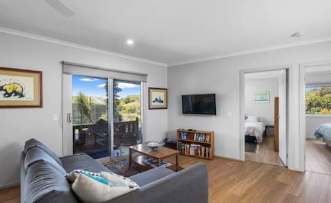 Popular Airbnb listing: Surf Beach Retreat with Spa in Bass Coast Shire