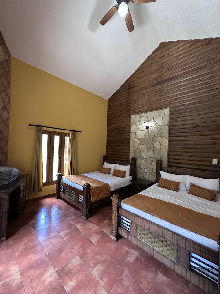 2 Queen bed, Air conditioning, Bed linens, Hangers, Iron, Mountain View, Private Bathroom, Extra pillows and Blankets, Clothing Storage, WIFI