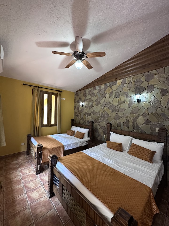 2 Queen bed, Air conditioning, Bed linens, Hangers, Iron, Mountain View, Private Bathroom, Extra pillows and Blankets, Clothing Storage, WIFI, Balcony