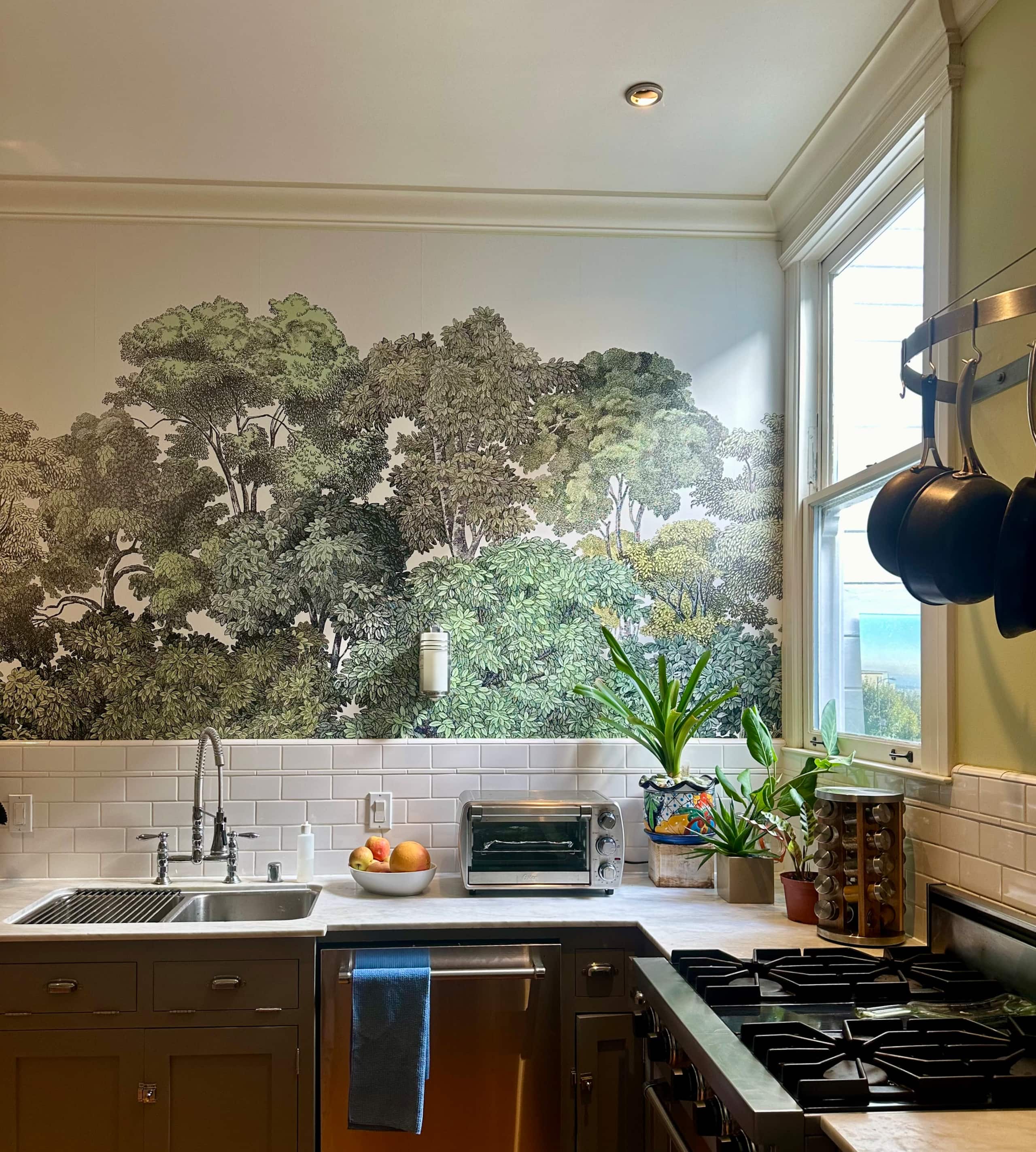 Home in San Francisco · ★4.95 · 3 bedrooms · 3 beds · 1.5 baths - Image 37