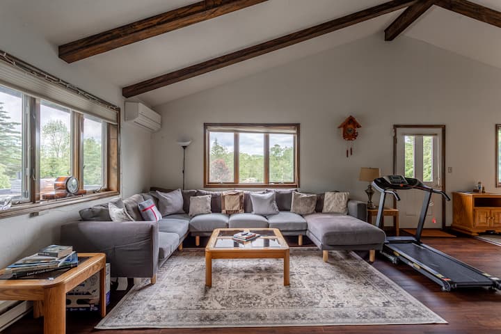Mountain View Apartment, 5mins To Ski Area! - Windham, NY